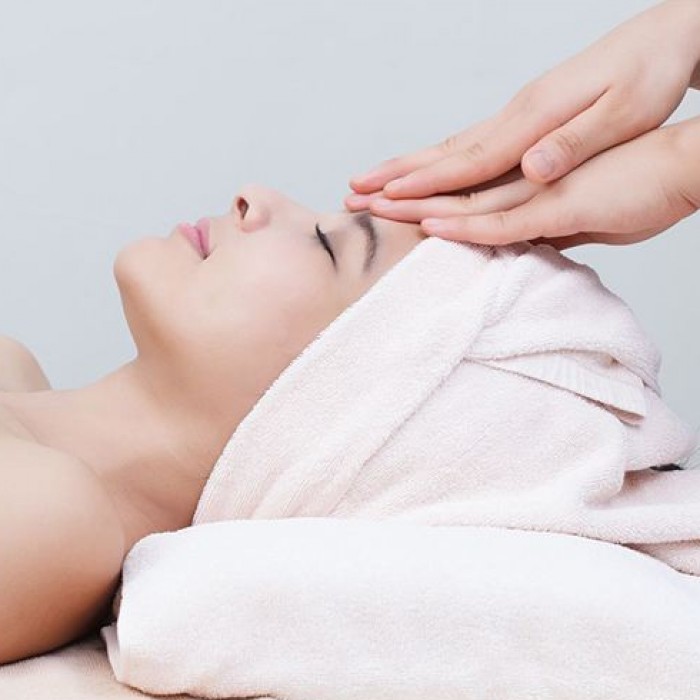 Student Deep Cleansing Facial For 10 Session